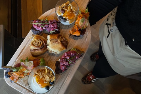 img_4641.png Bild mit drei Schalen voll Kürbissuppe